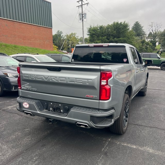 Used 2023 Gray Chevrolet RST image 3