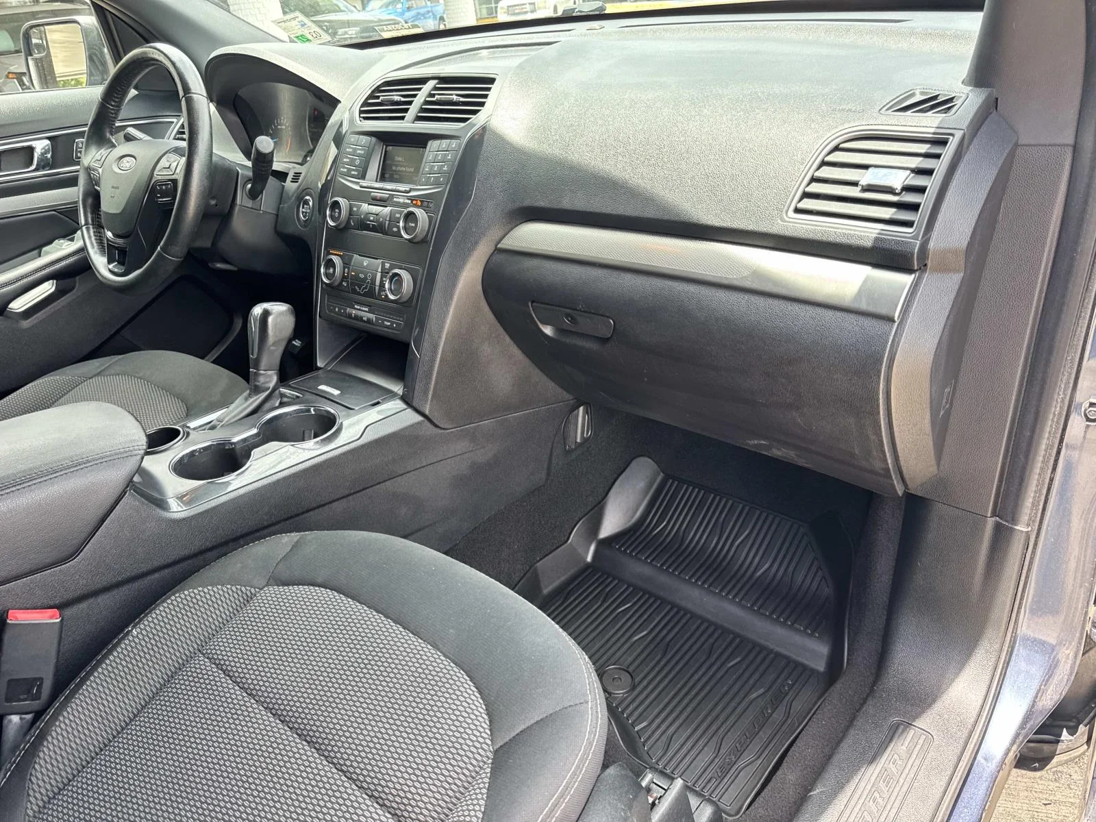 Used 2019 Blue Ford XLT image 12