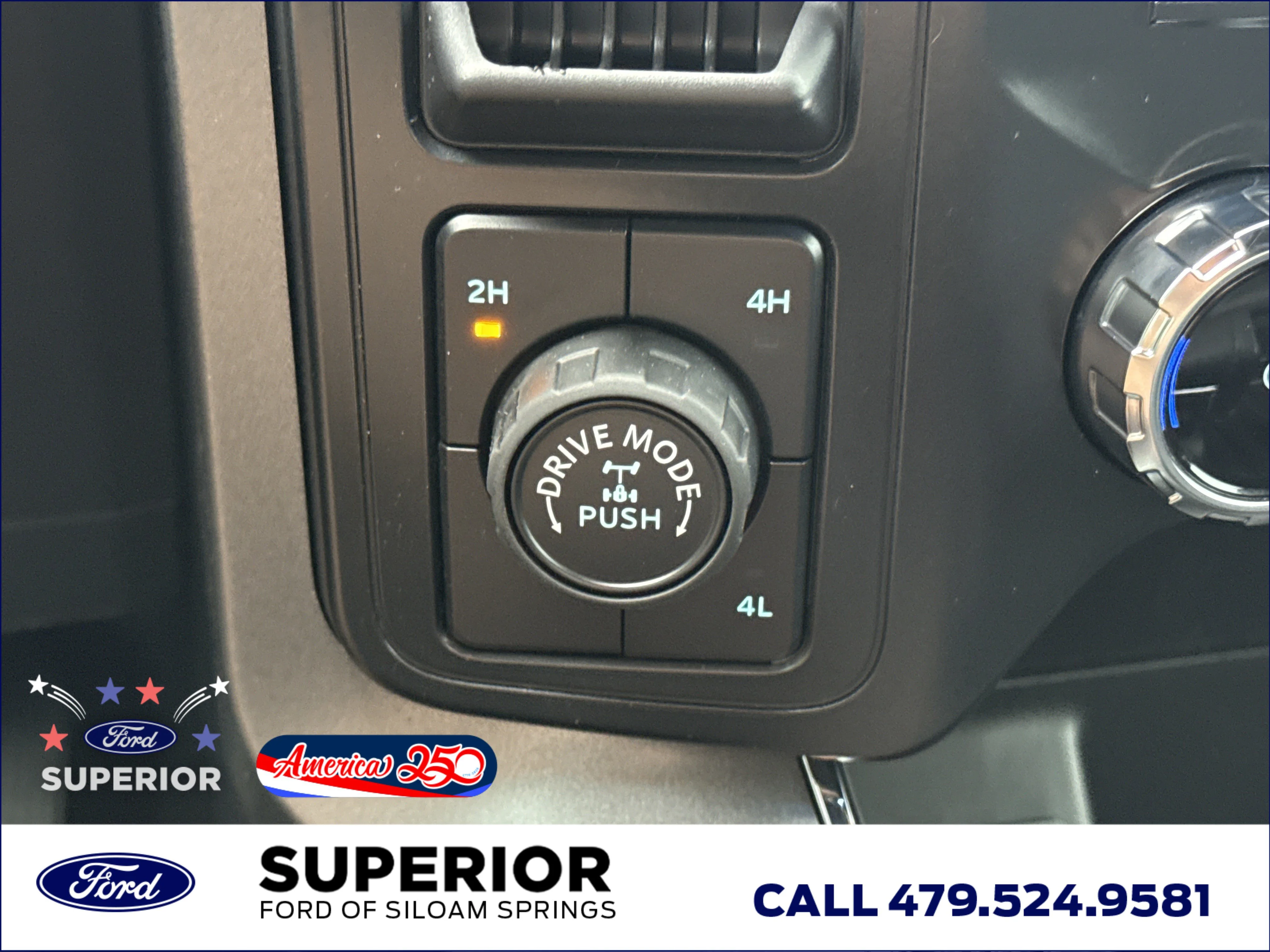 New 2026 Oxford White Ford XLT 4WD image 21
