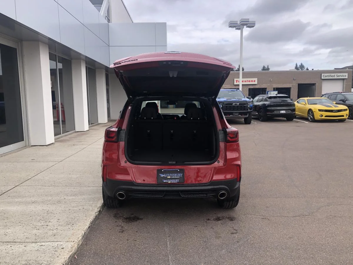 New 2026 Red Chevrolet AWD 4dr RS image 7