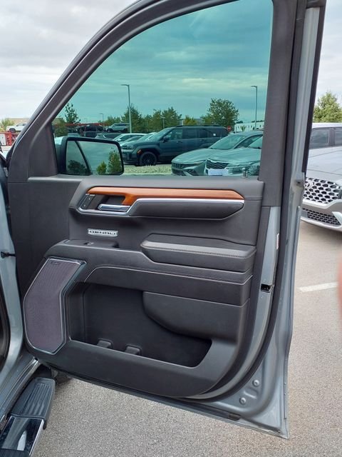 Used 2023 Sterling Metallic GMC Denali image 23