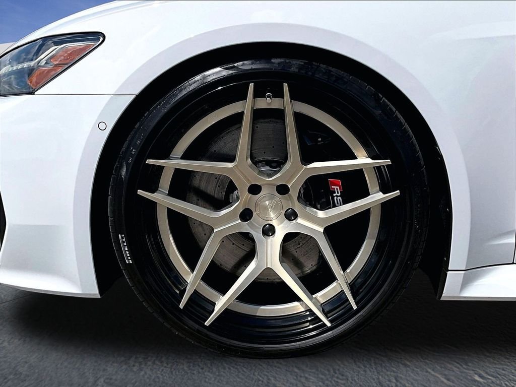 Used 2021 White Audi 4.2 image 11