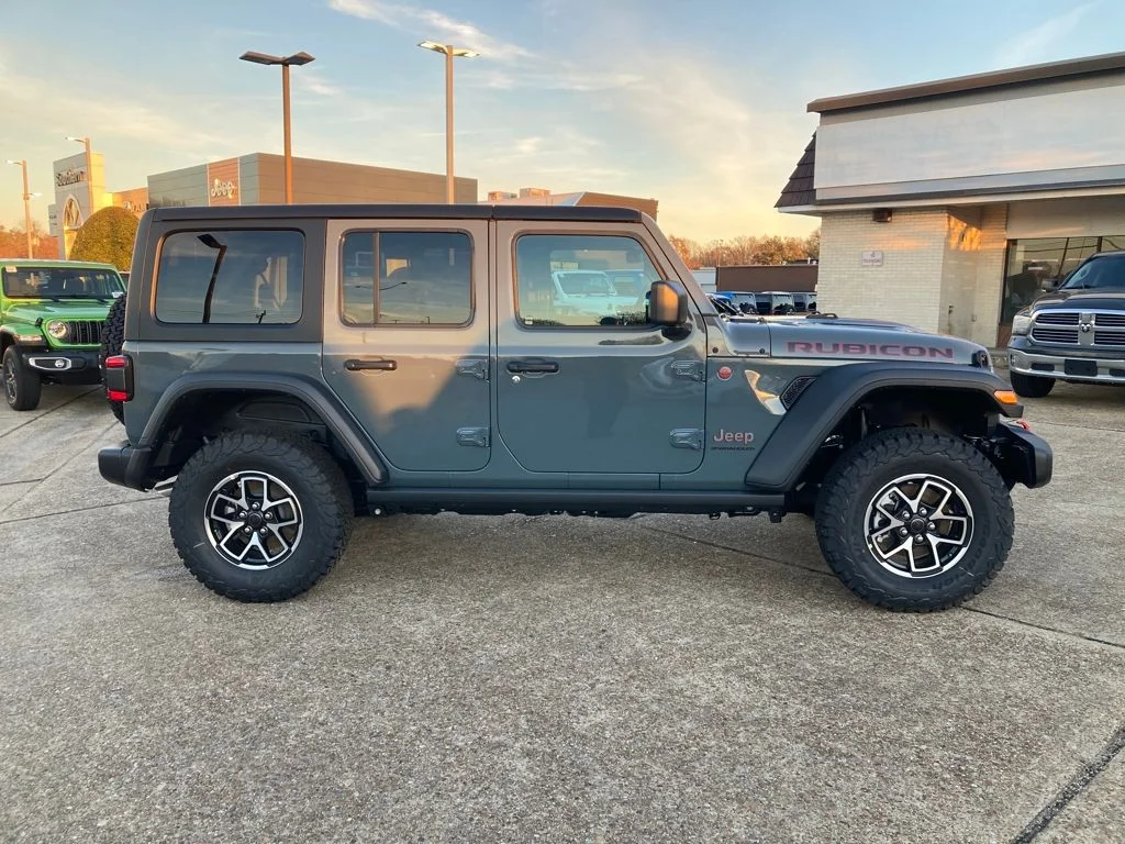 New 2026 Anvil Clear-Coat Exterior Paint Jeep Rubicon image 7