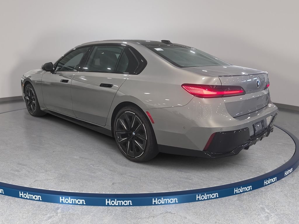Certified Used 2023 Oxide Grey Met BMW 740i image 8