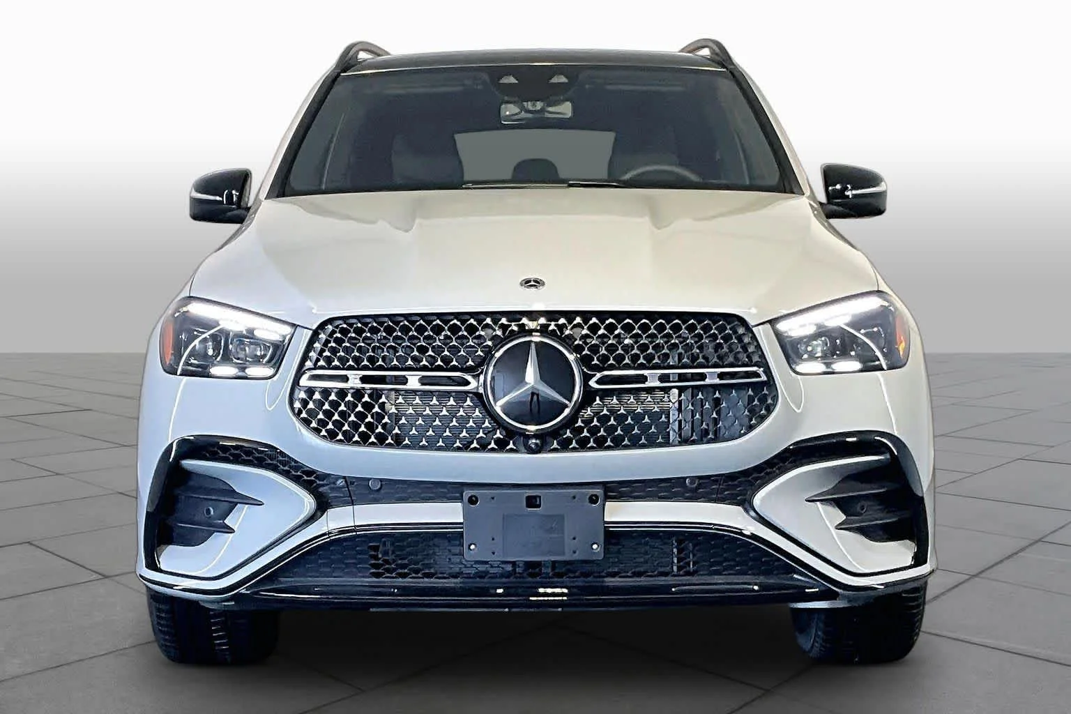 New 2026 MANUFAKTUR Alpine Grey Mercedes-Benz GLE 580 image 2