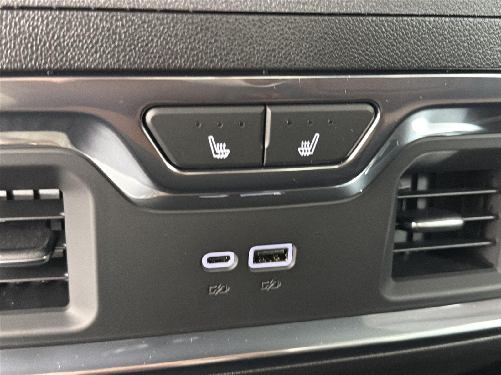 New 2026 Onyx Black GMC Denali Ultimate image 19