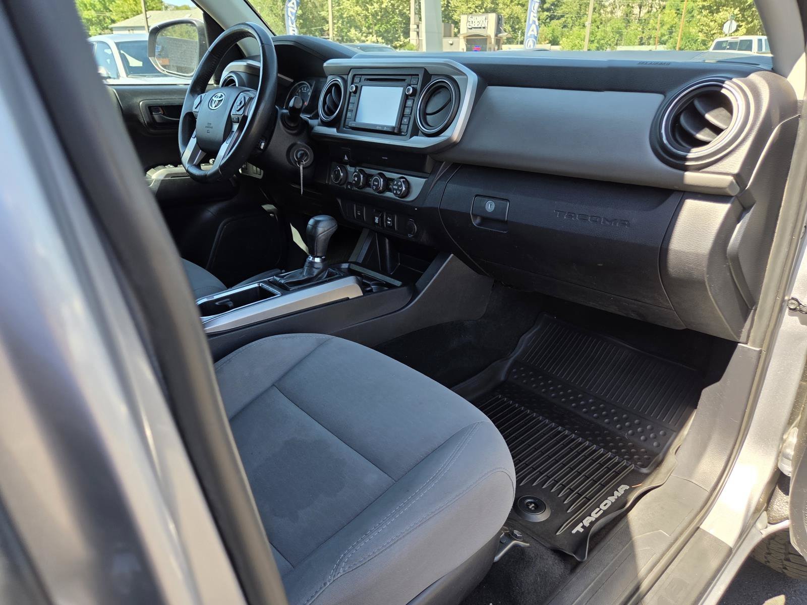 Used 2019 Silver Sky Metallic Toyota SR5 image 21