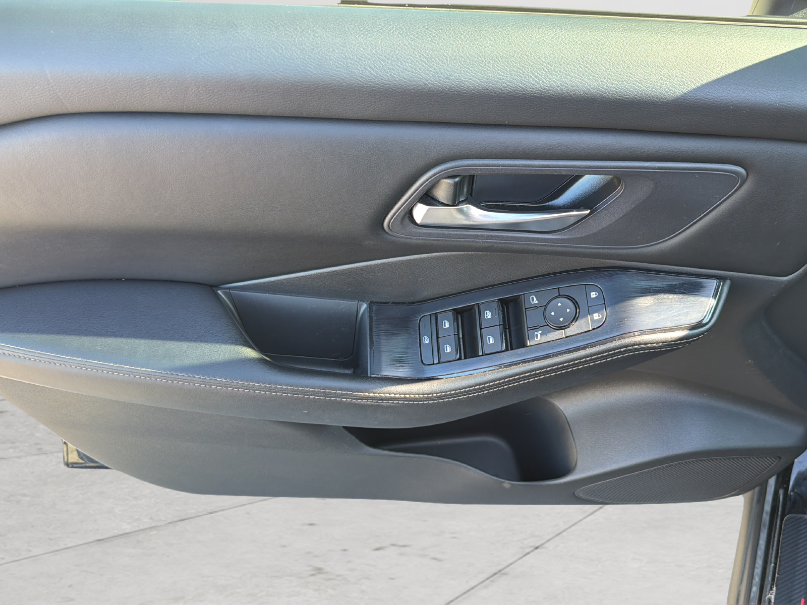 Certified Used 2024 Black Nissan SV image 27