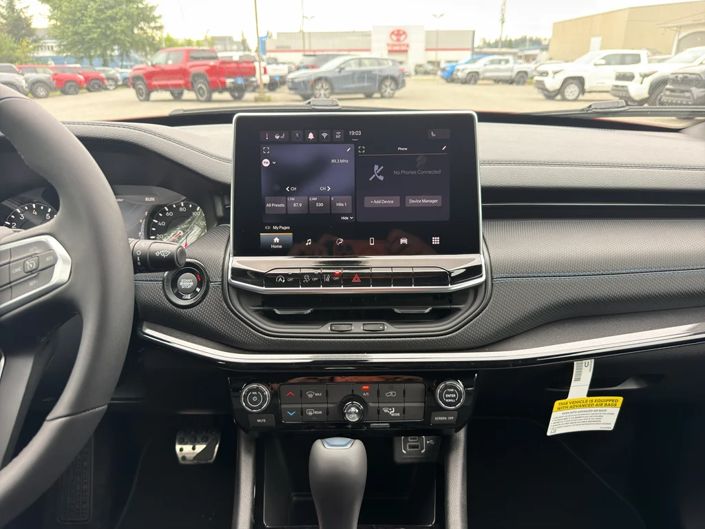 2026 Jeep Compass Latitude Altitude - Photo 17