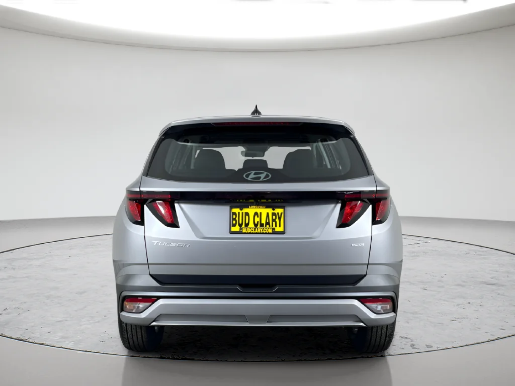 New 2026 Silver Hyundai SE image 6