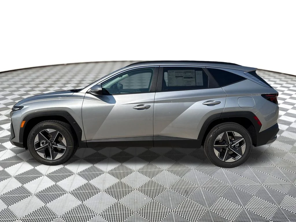 New 2026 Silver Hyundai SEL image 2