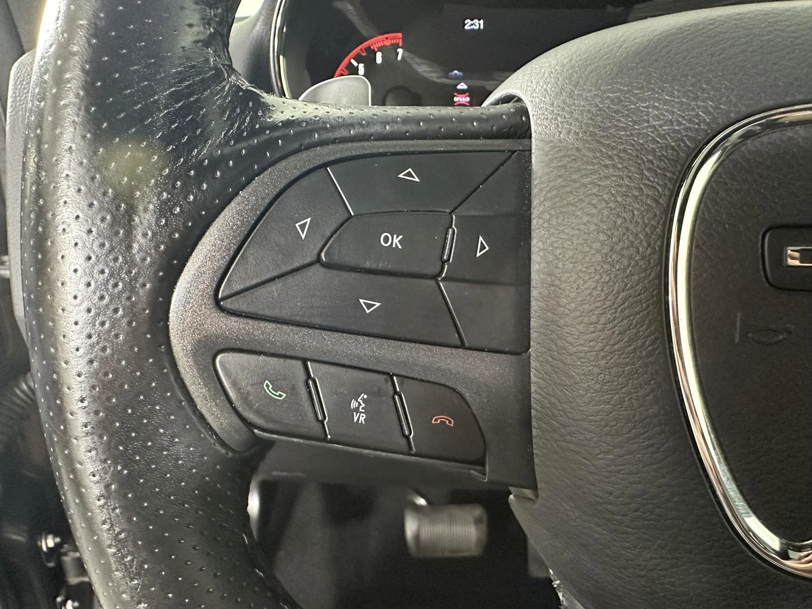 Used 2020 Granite Crystal Metallic Dodge R/T image 39