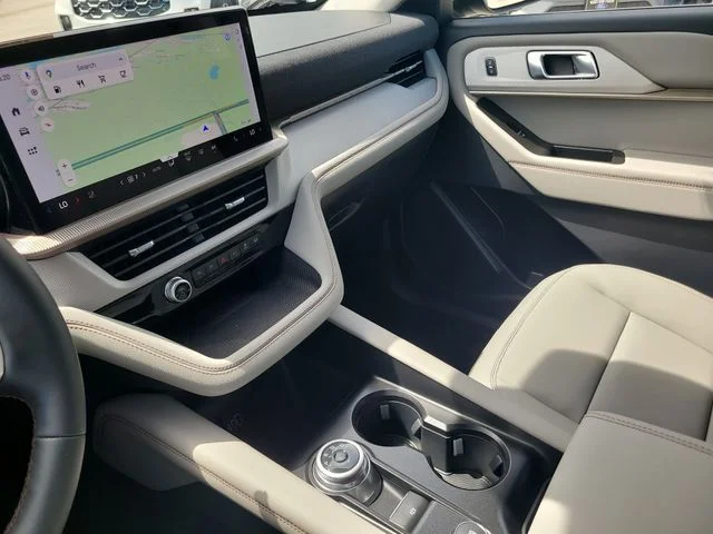 New 2026 Black Metallic Ford Active image 23