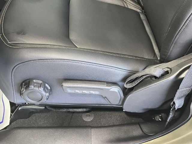 New 2025 41 Exterior Paint Jeep Sport S image 14