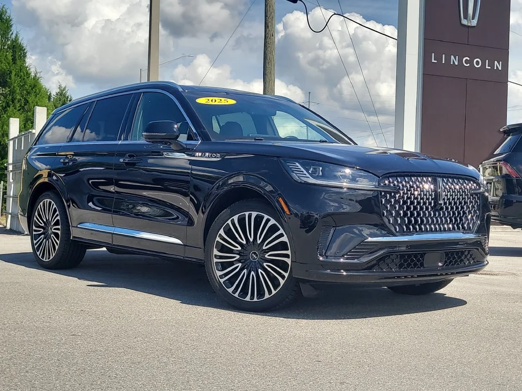 2025 Lincoln Aviator Black Label