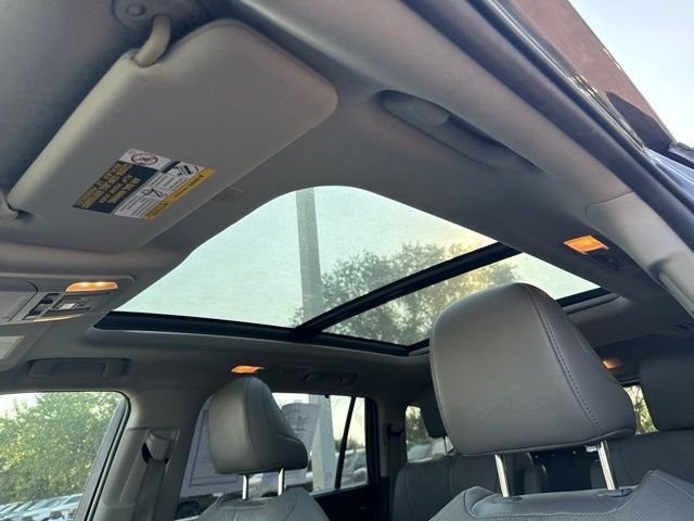 Used 2021 Gray Toyota Platinum image 21