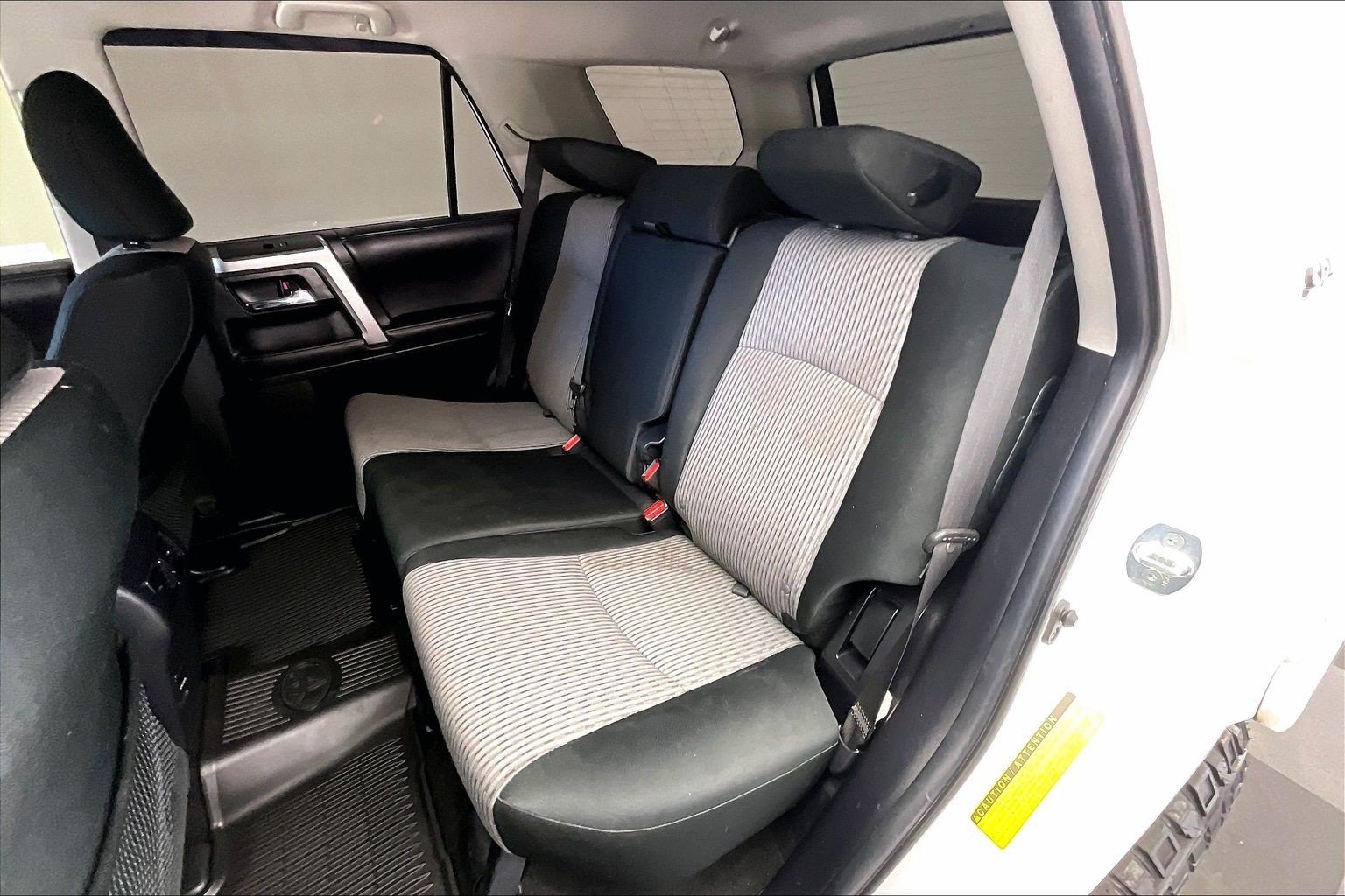 Used 2018 Super White Toyota SR5 image 20