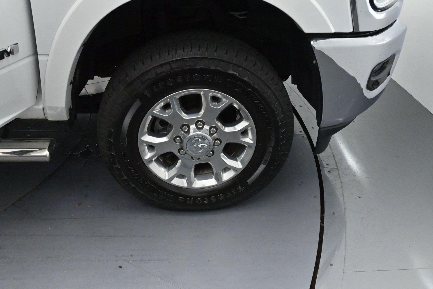 Used 2022 Bright White Clearcoat Ram Laramie image 34