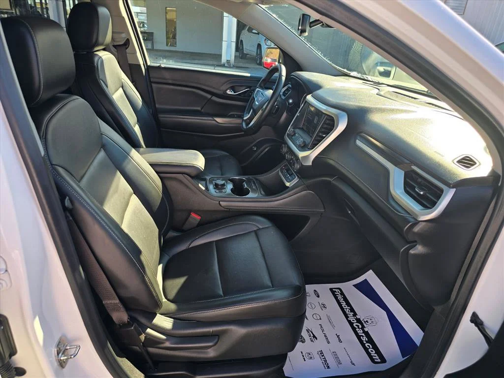 Used 2023 SUMMIT WHITE GMC SLT image 17