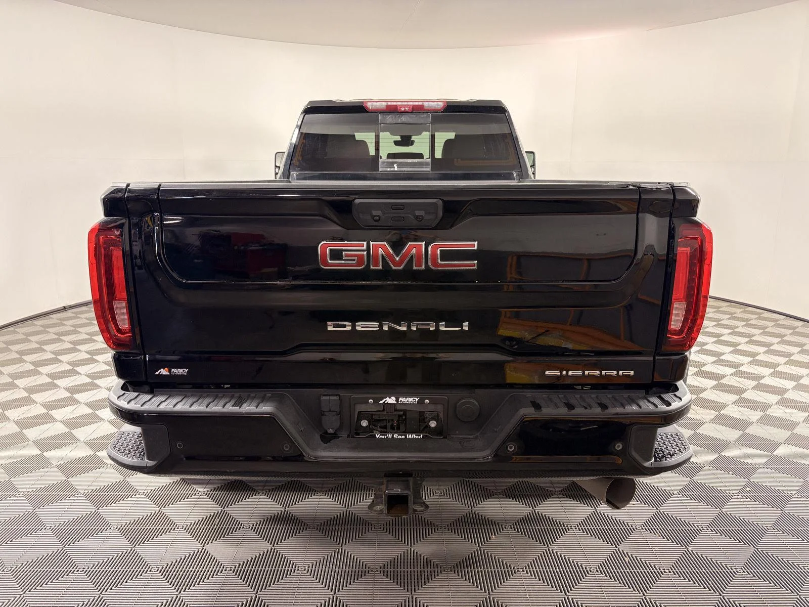 Used 2023 Onyx Black GMC Denali DRW image 4