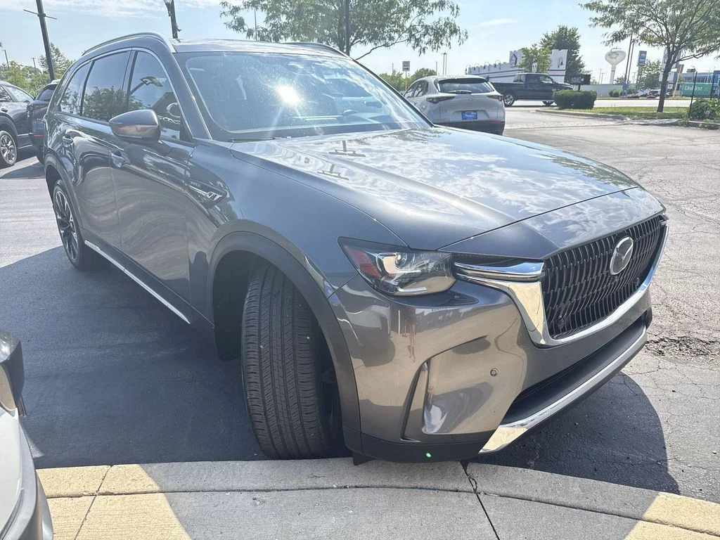 Used 2024 Gray Mazda Premium Plus image 5