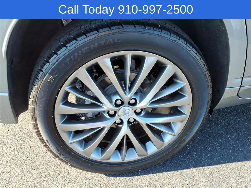 Used 2025 Moonstone Gray Metallic Buick Avenir image 8