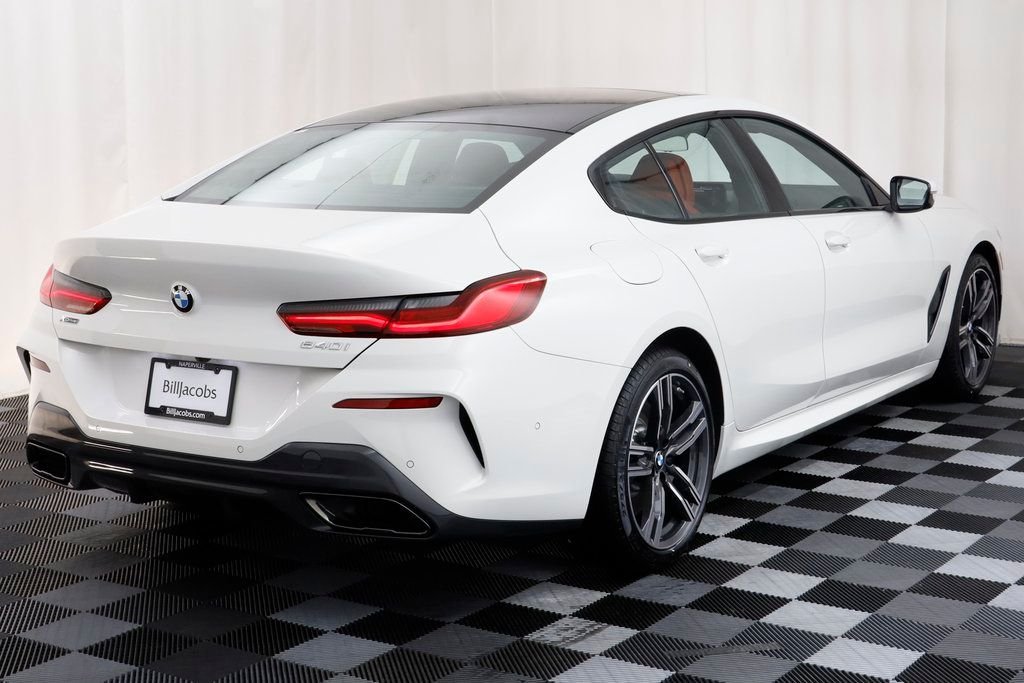 2025 BMW 8 Series 840i - Photo 20