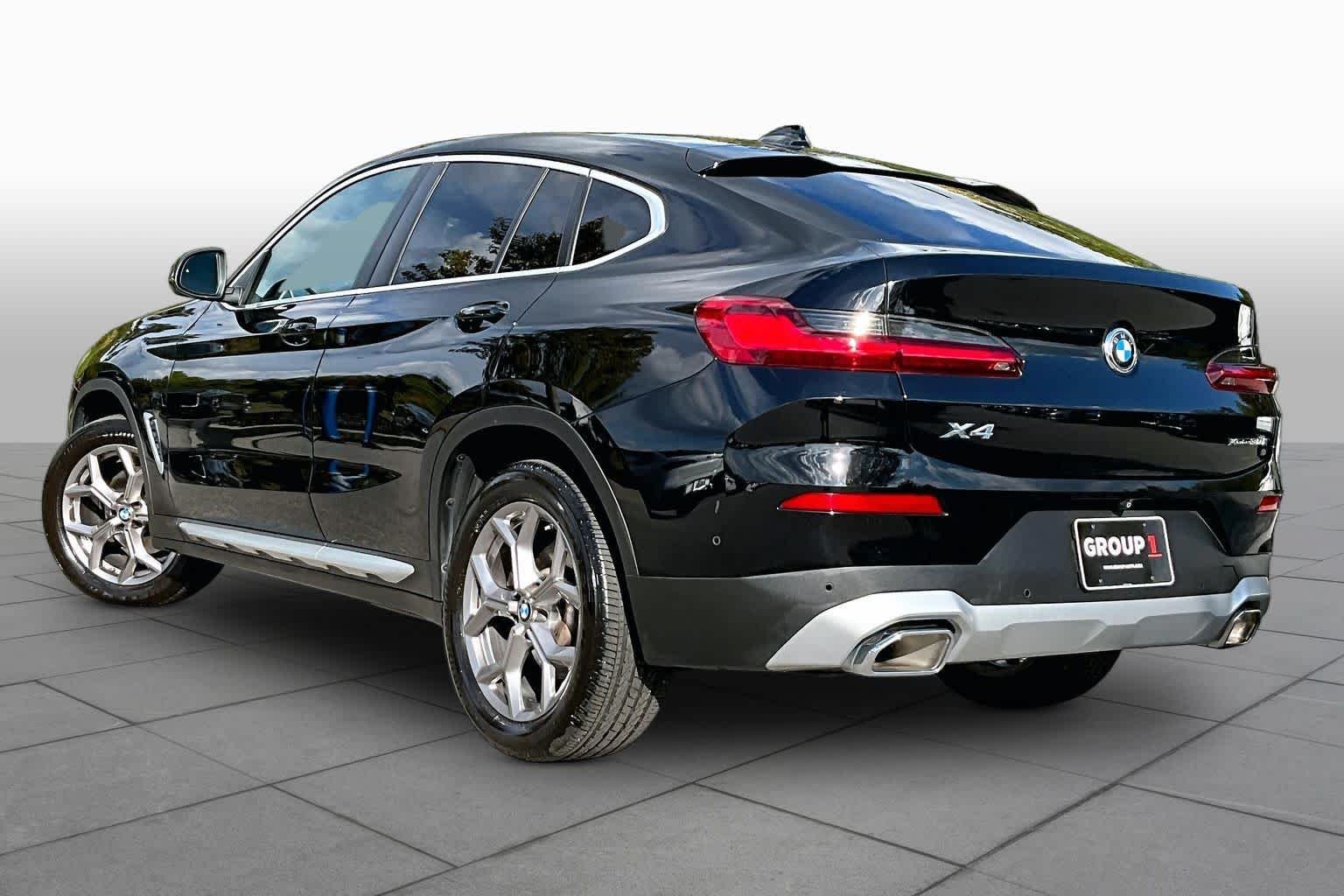 Used 2022 Jet Black BMW xDrive30i image 11
