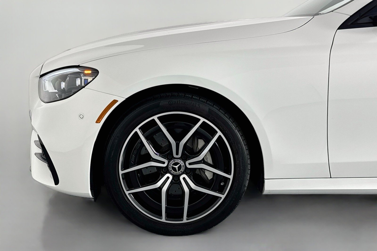 Certified Used 2023 Polar White Mercedes-Benz E 450 image 11