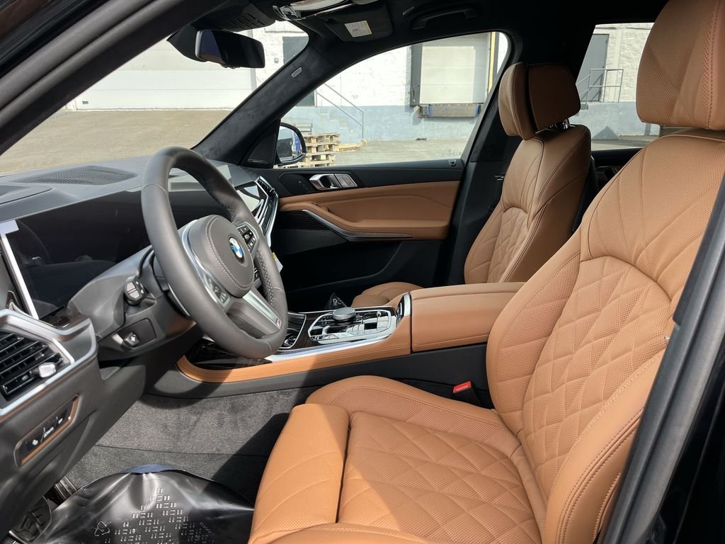 New 2027 Black BMW xDrive40i image 11