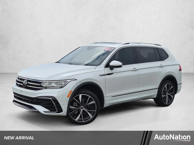 2023 Volkswagen Tiguan SEL R-Line
