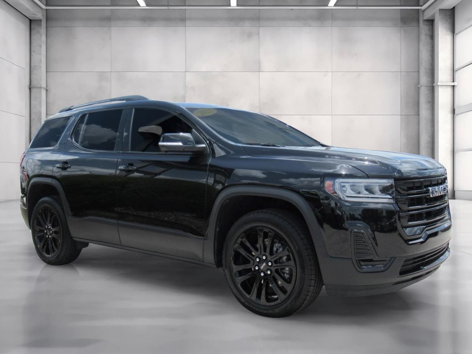 Used 2023 Black GMC SLE image 1