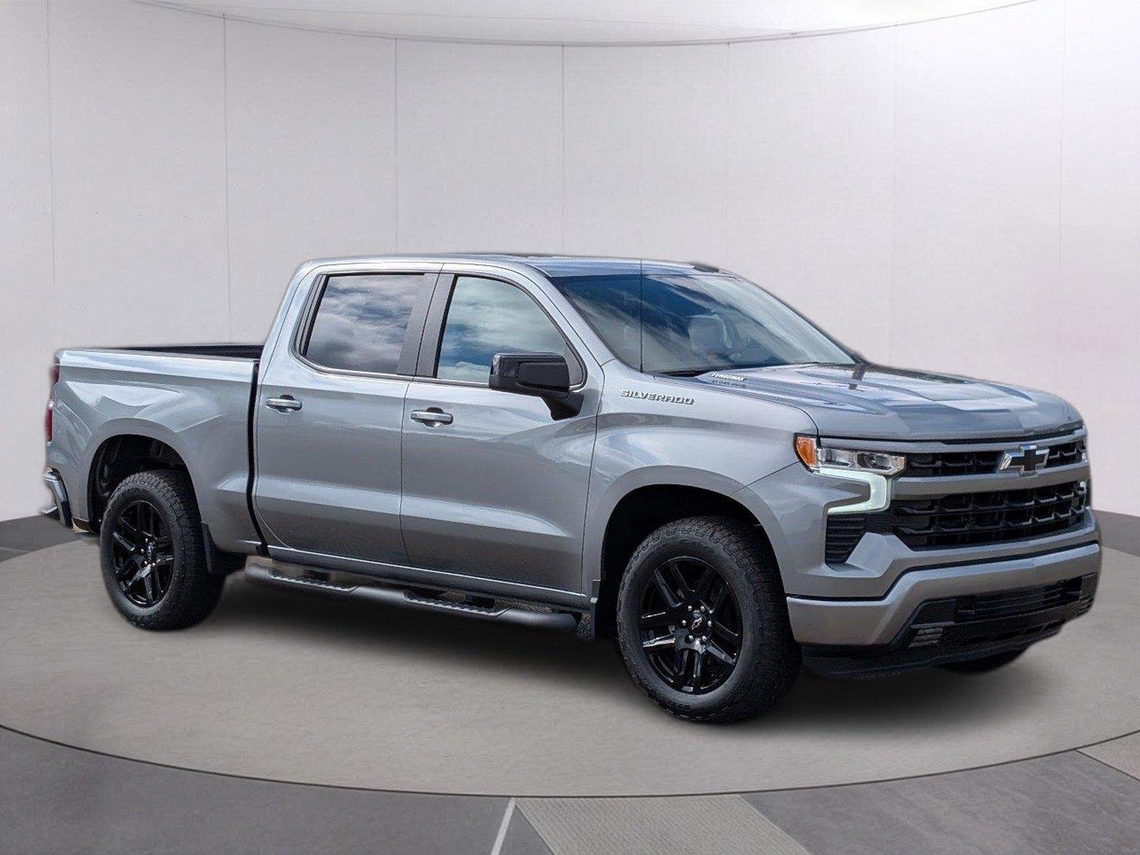 Used 2026 Sterling Gray Metallic Chevrolet RST image 7