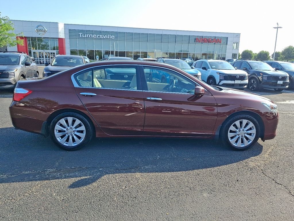 Used 2014 Red Honda EX image 7