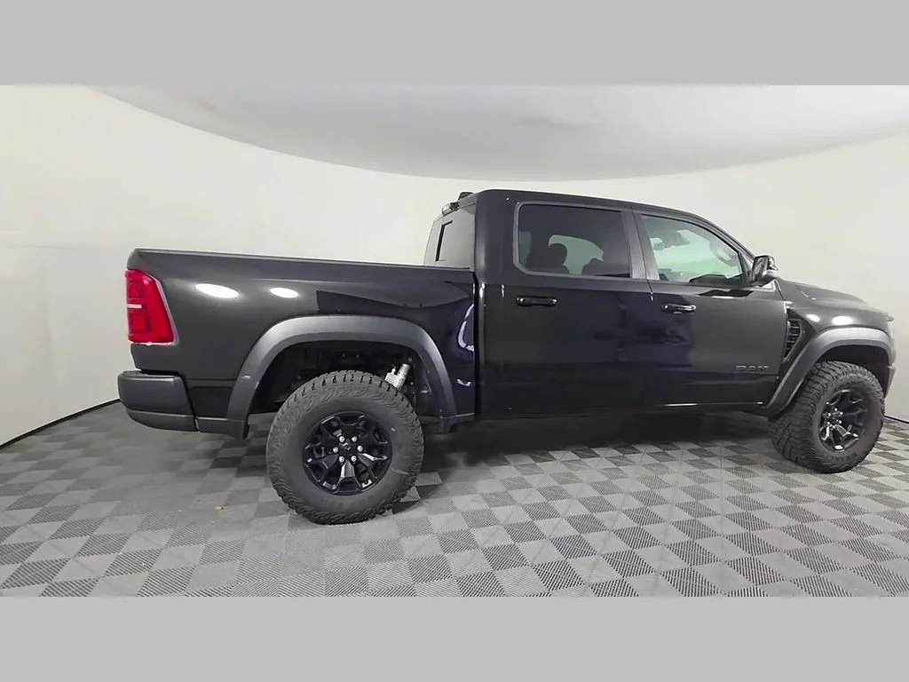 New 2026 Diamond Black Crystal Pearl-Coat Exterior Paint RAM RHO image 27