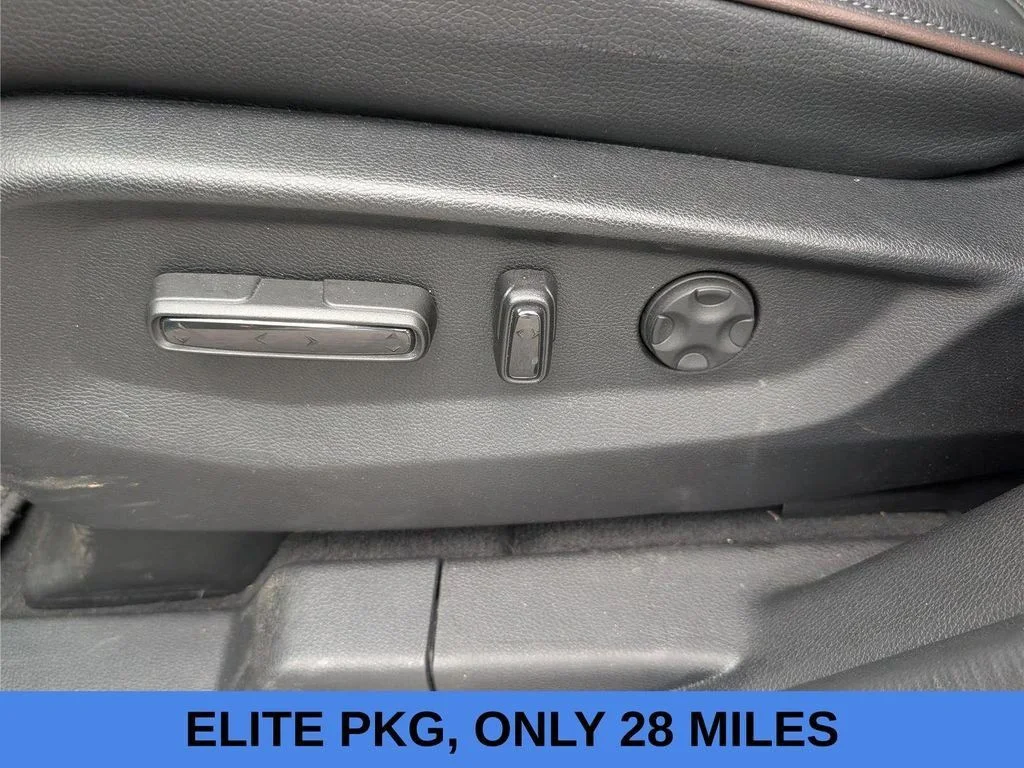 Used 2025 White Honda Elite image 22