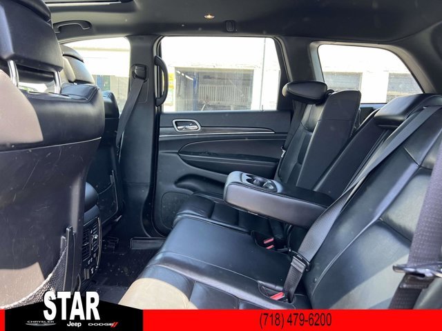 Used 2021 Granite Crystal Metallic Clearcoat Jeep Limited image 13
