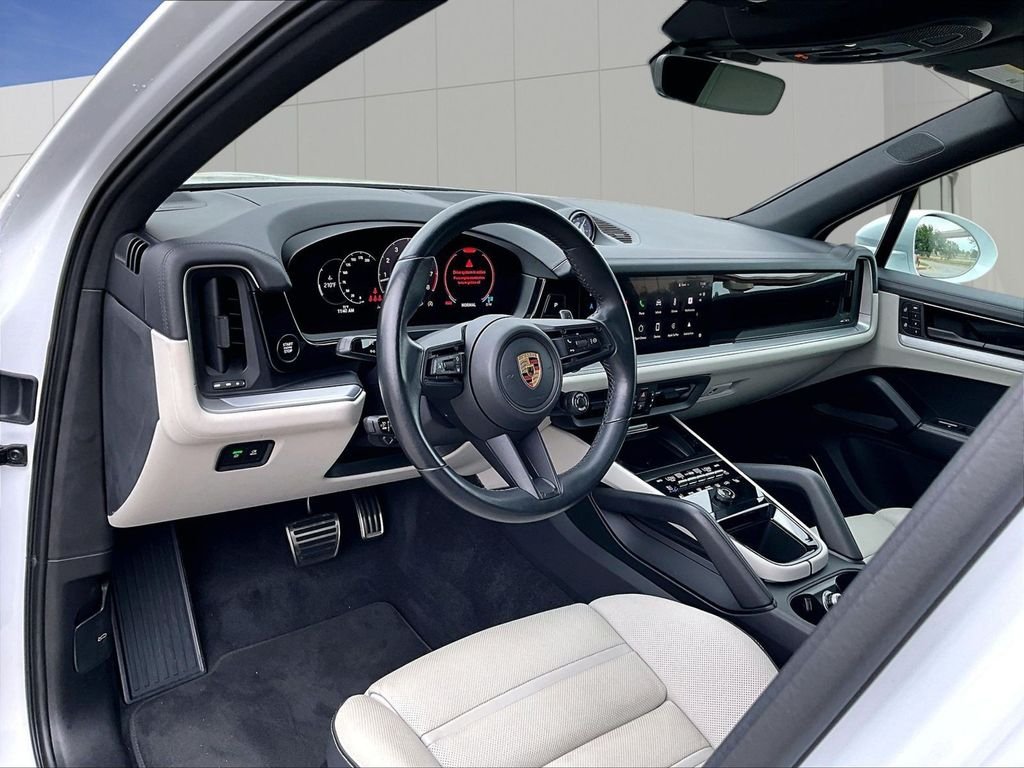 Used 2024 White Porsche S image 4