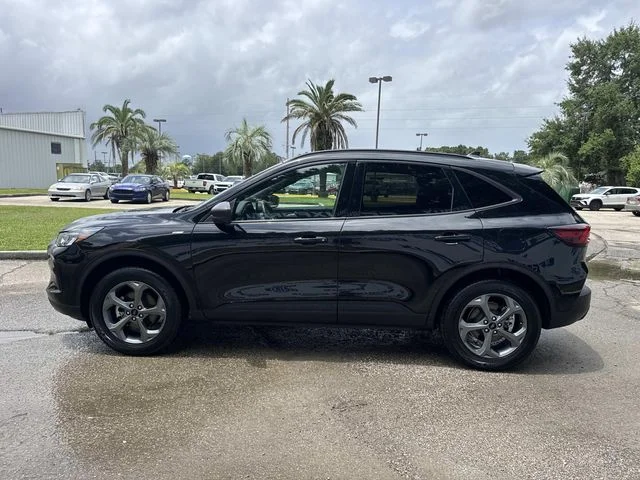 Certified Used 2025 Black Metallic Ford ST-Line image 7