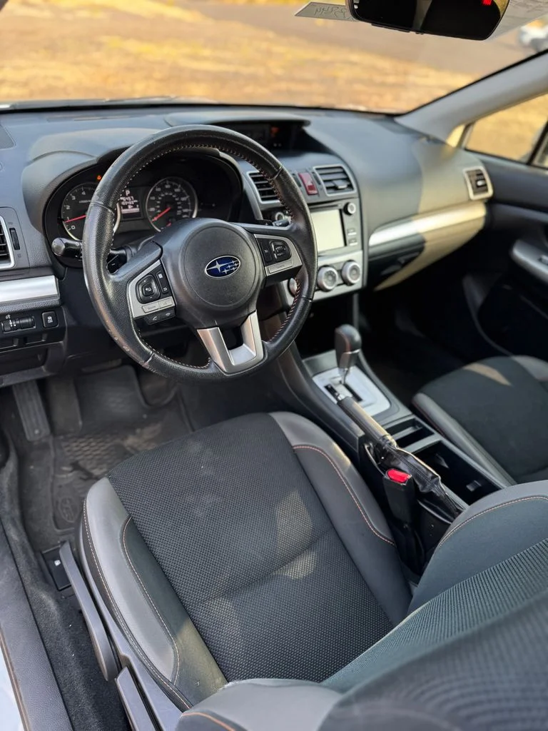 Used 2017 Ice Silver Metallic Subaru 2.0i Premium image 29