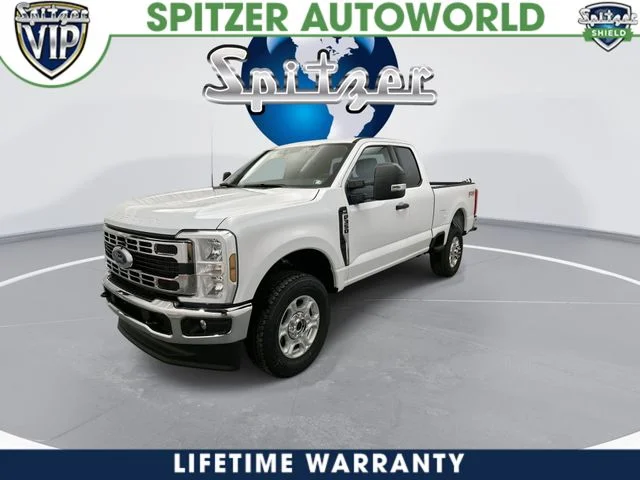 New 2026 Oxford White Ford F-350® XLT image 5
