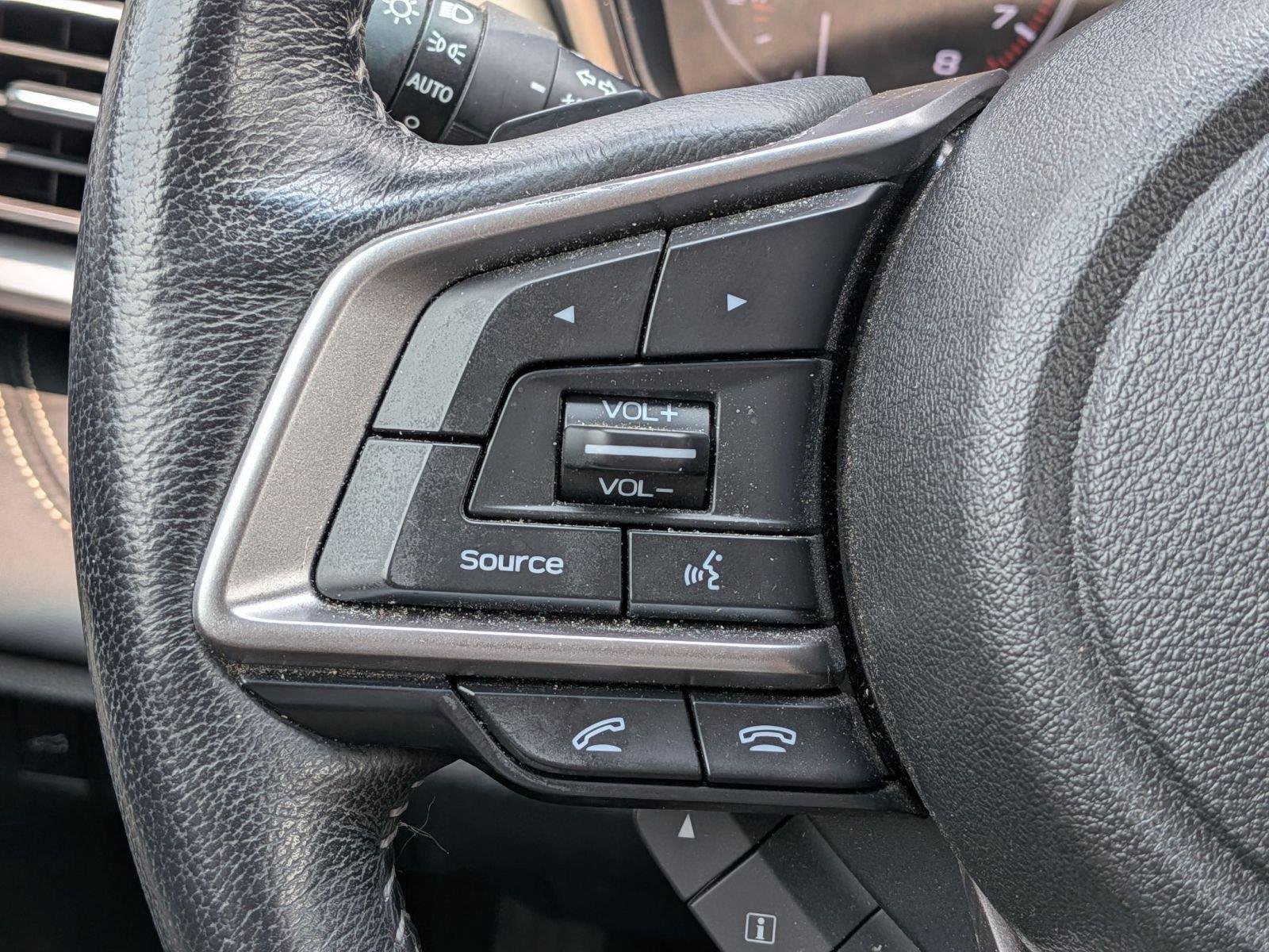 Used 2022 Crystal White Pearl Subaru Limited image 19