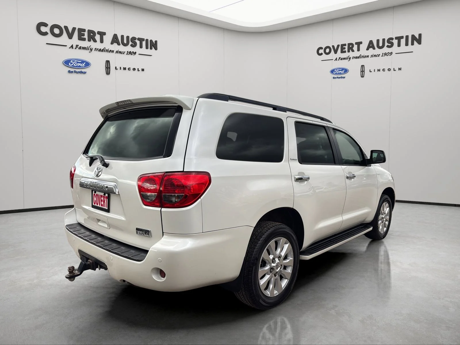 Used 2014 White Toyota Platinum image 5