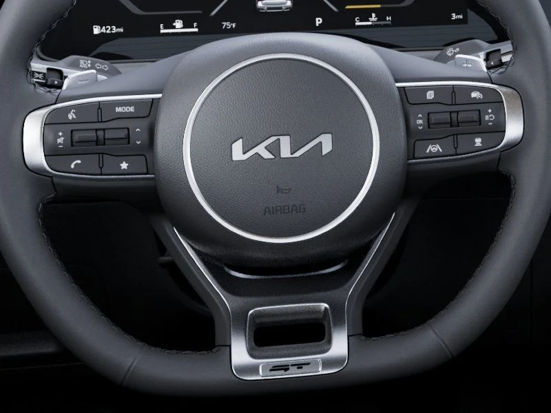 2026 Kia K5 GT - Photo 17