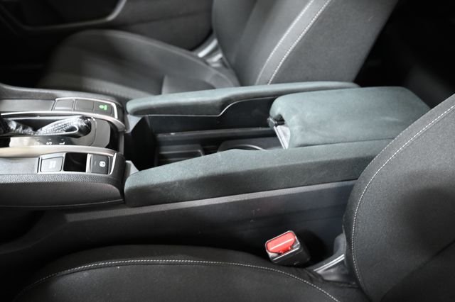 Used 2019 White Honda EX image 21