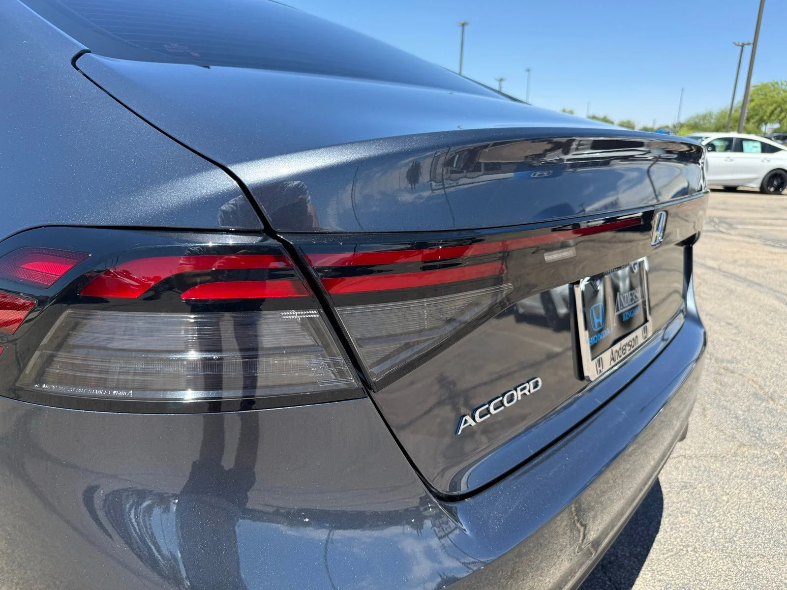 2025 Honda Accord SE - Photo 8