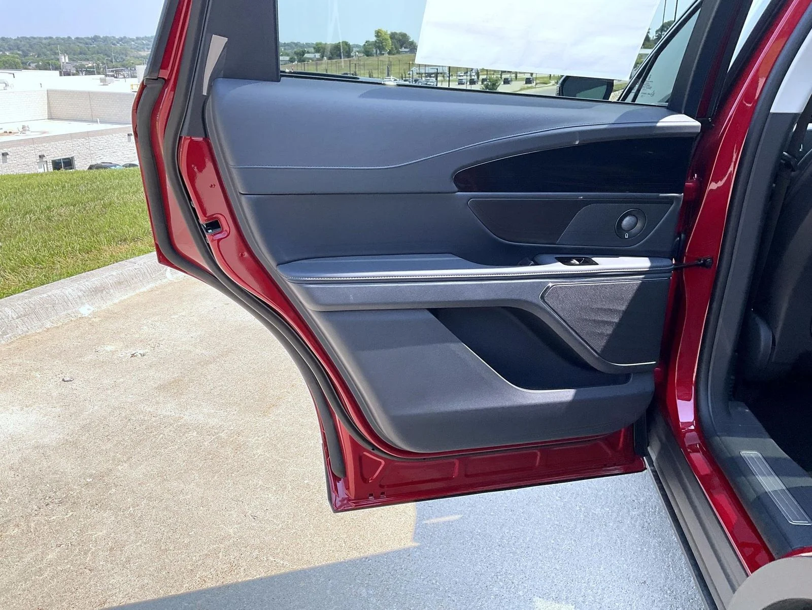 New 2026 Red Lincoln Premiere image 18