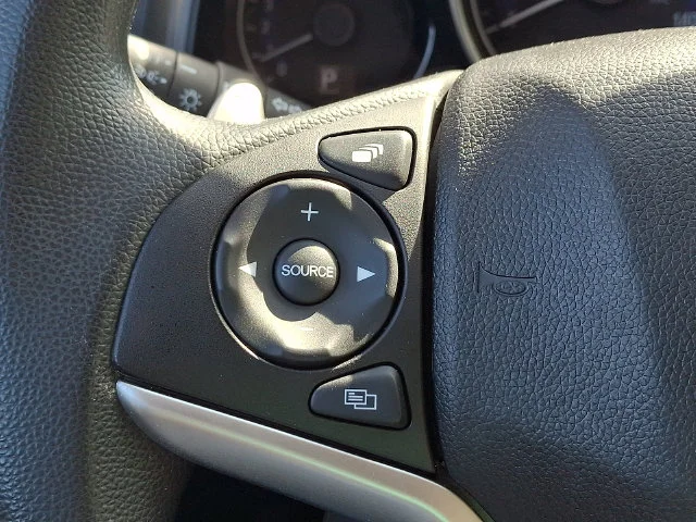 Used 2017 White Honda EX image 21