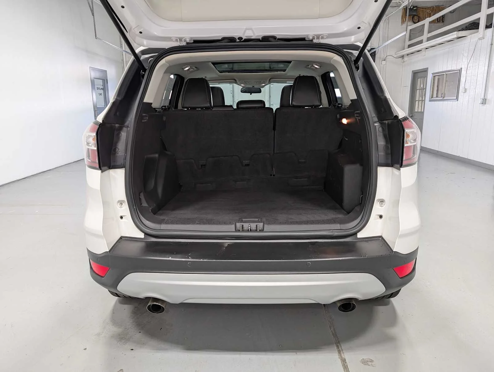 Used 2017 White Platinum Metallic Tri-Coat Ford SE image 39