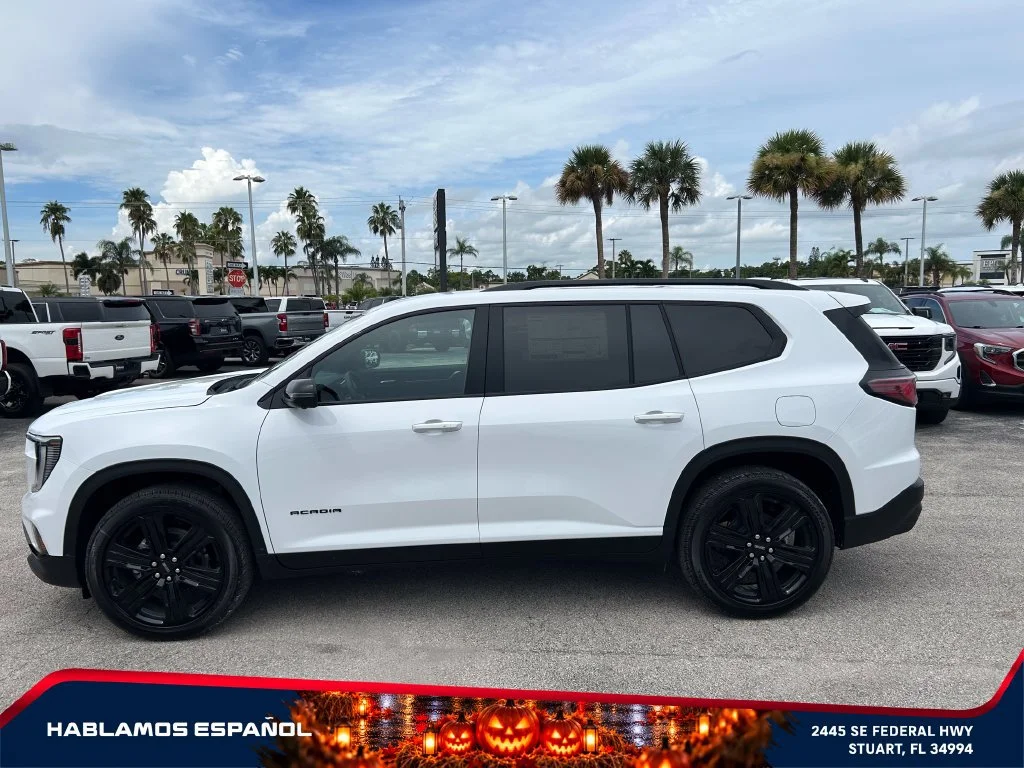 New 2026 Summit White GMC Elevation image 8